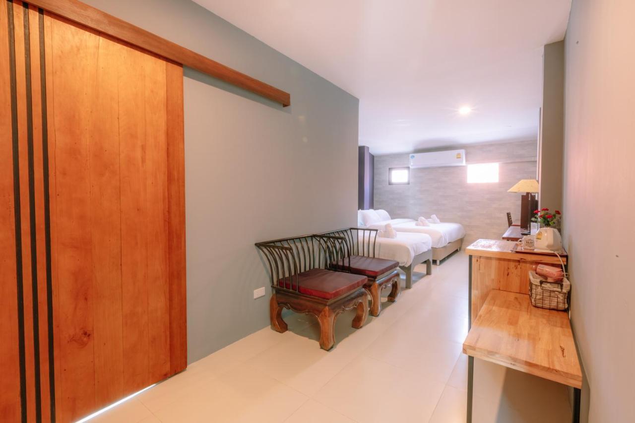 64House Hotel Chiang Mai Bagian luar foto
