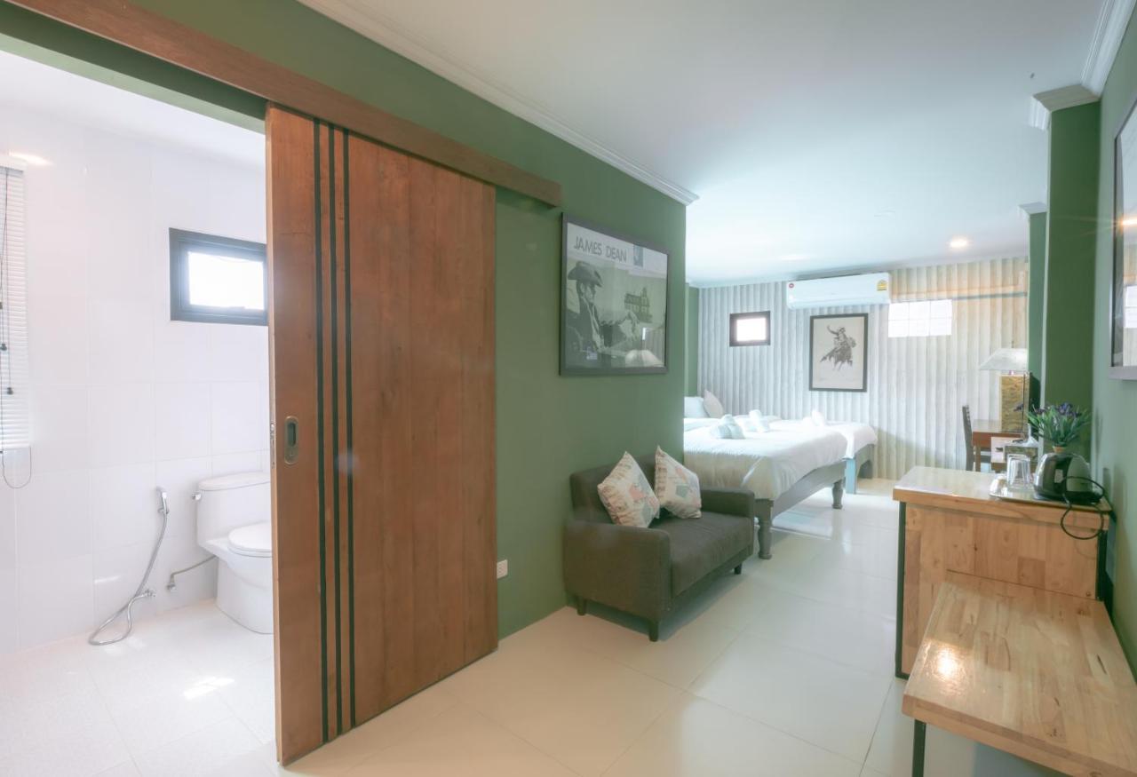 64House Hotel Chiang Mai Bagian luar foto